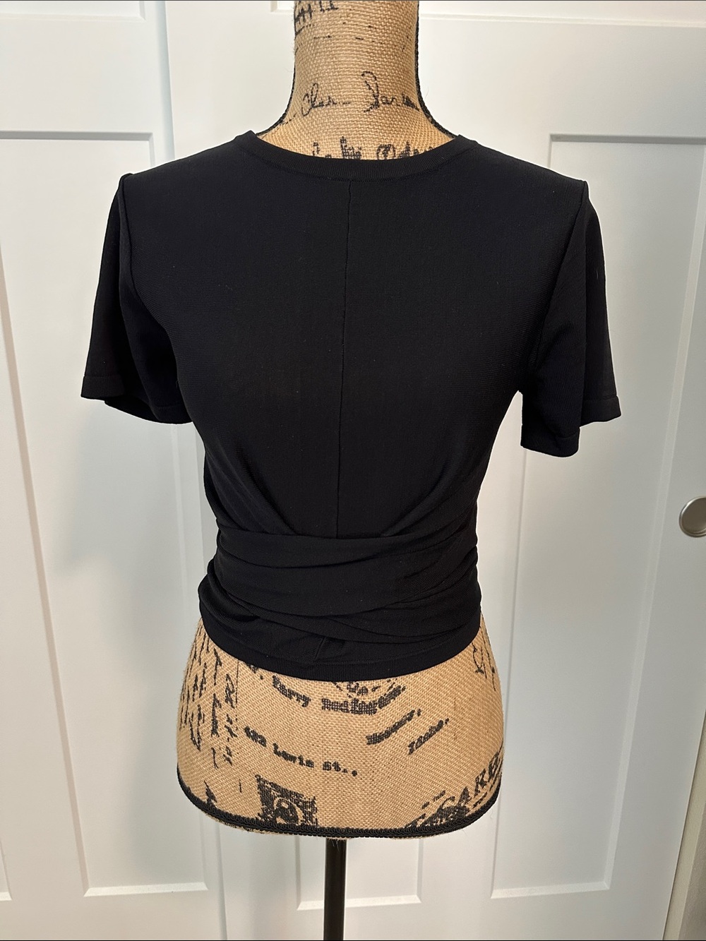 Modern Citizen Black Tie Back Short Sleeve Top